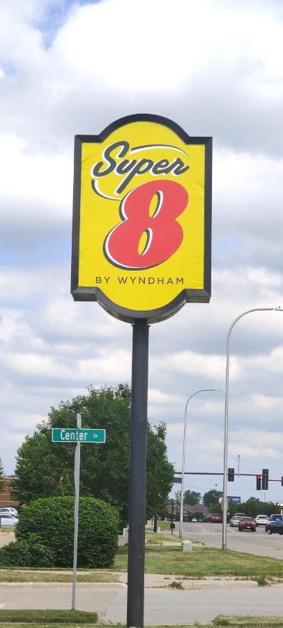 Super 8 By Wyndham Champaign Motel Eksteriør billede