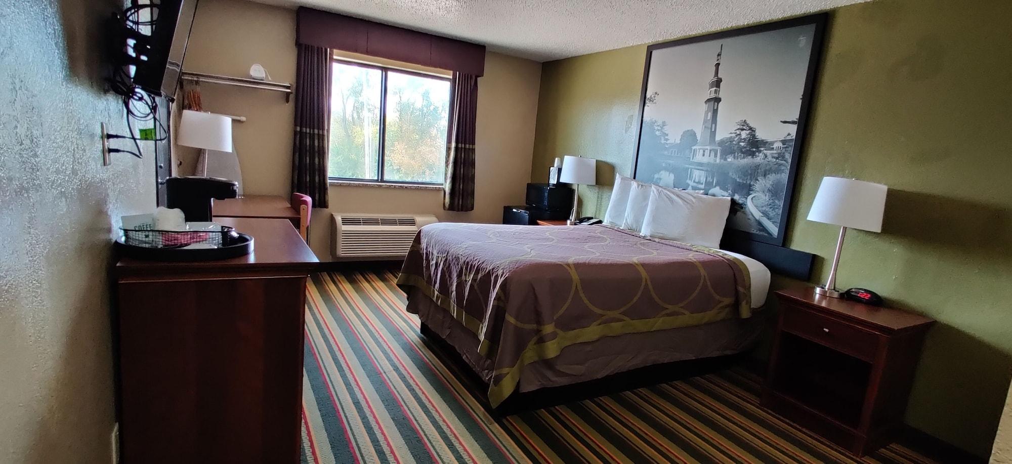 Super 8 By Wyndham Champaign Motel Eksteriør billede